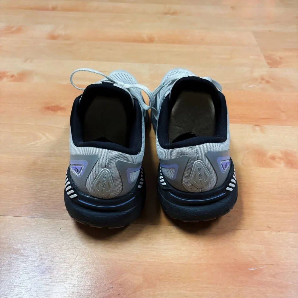 Brooks Adrenaline GTS 23 Womens Size 8.5 Wide Running Shoes Stability Support